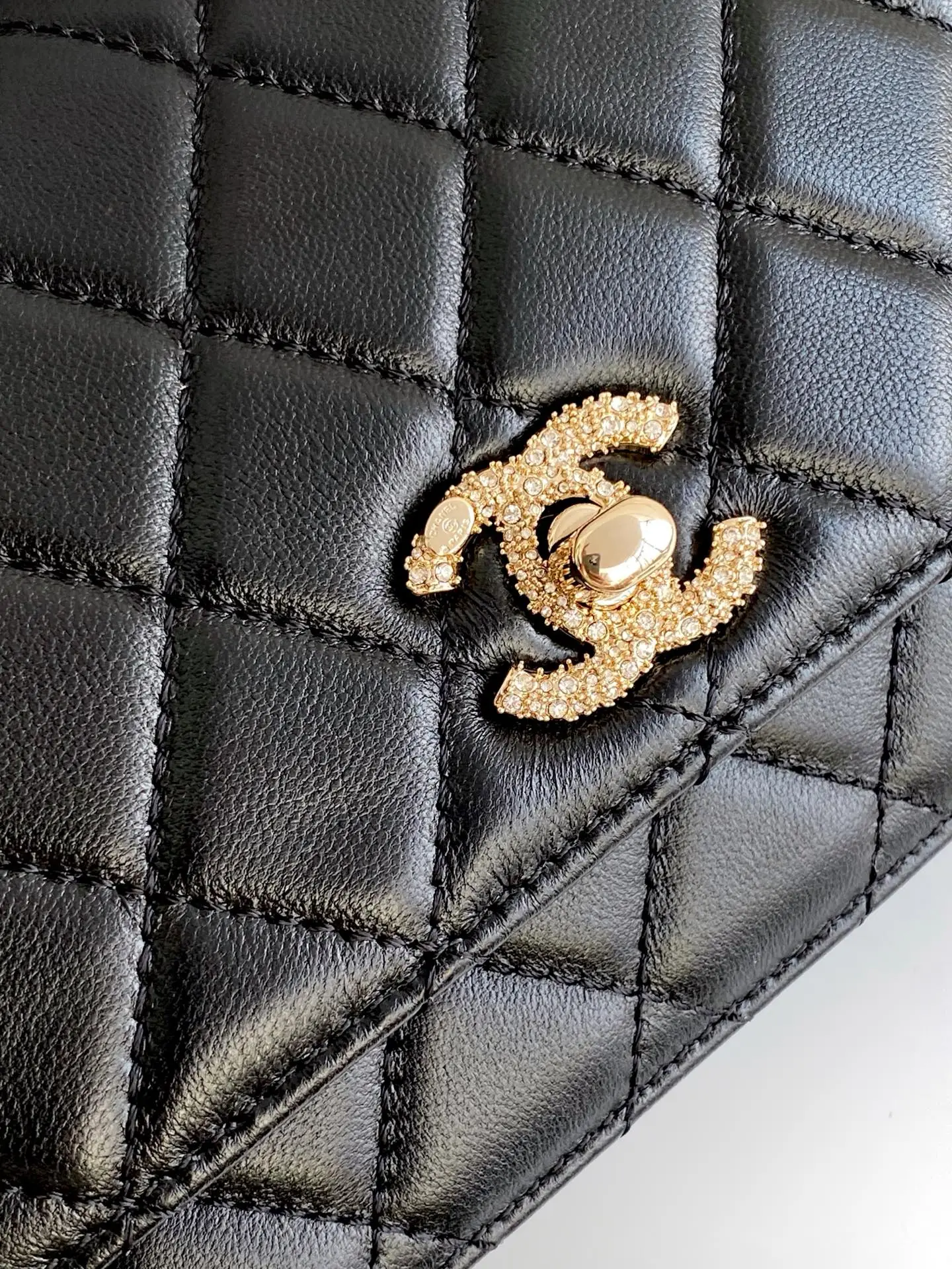 Chanel Trendy CC Woc Bag AP4323 Black