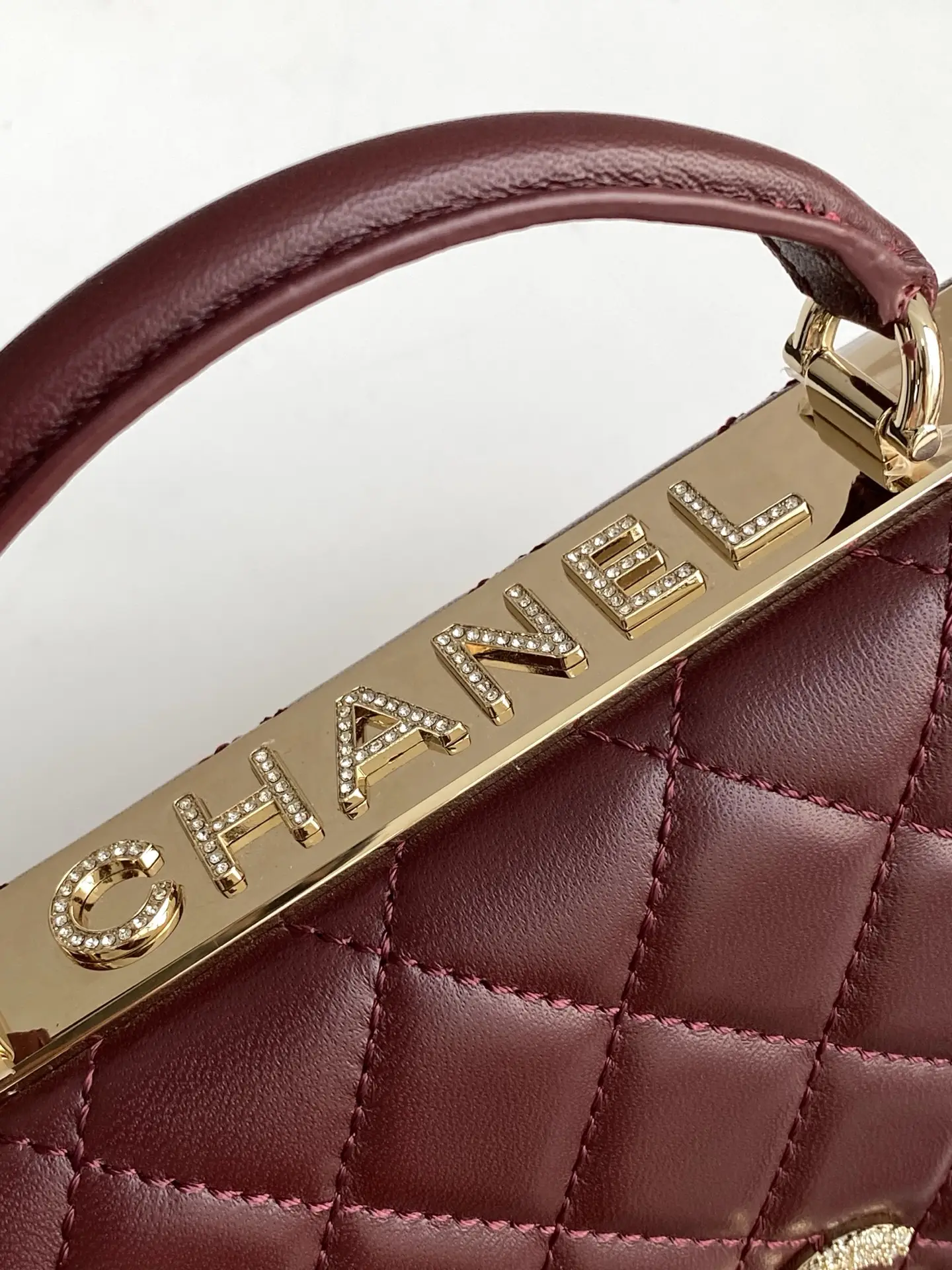 Chanel Trendy CC Woc Bag AP4323 Red