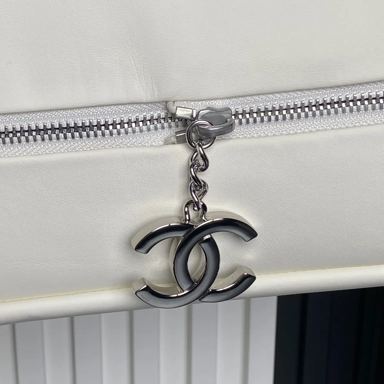 Chanel Vintage Large Tote Bag White