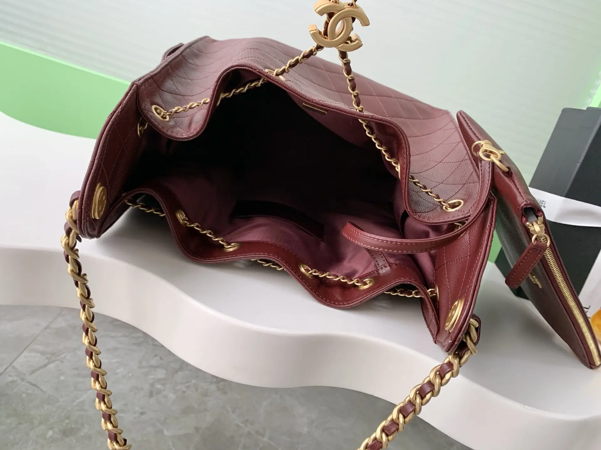 Chanel 25 Medium Handbag AS5311 Burgundy