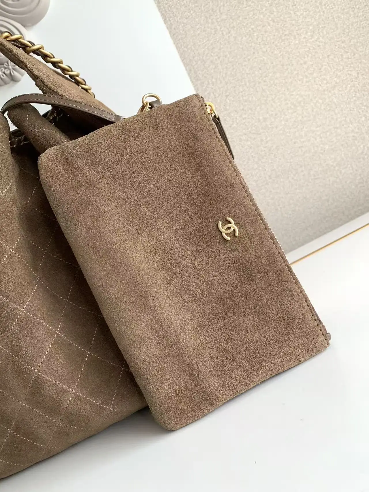 Chanel 25 Medium Handbag AS5311 Tan