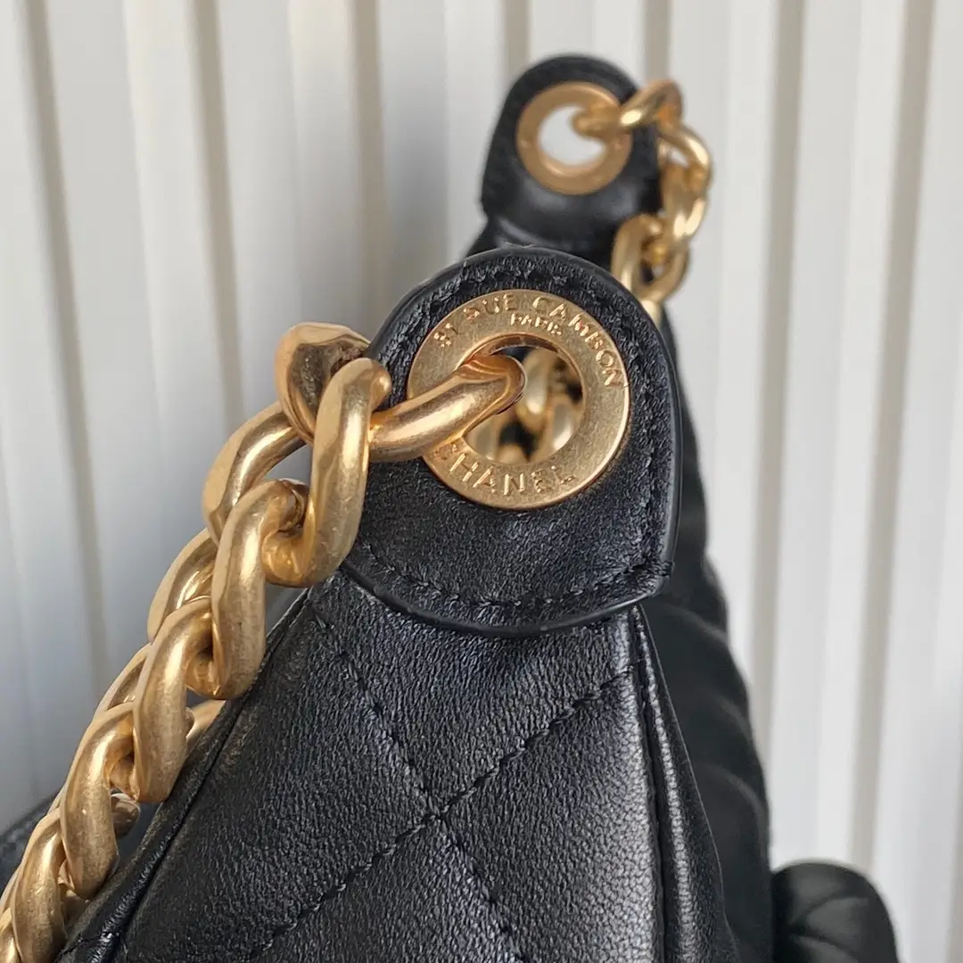 Chanel 25C Maxi Hobo Bag AS5302 Black