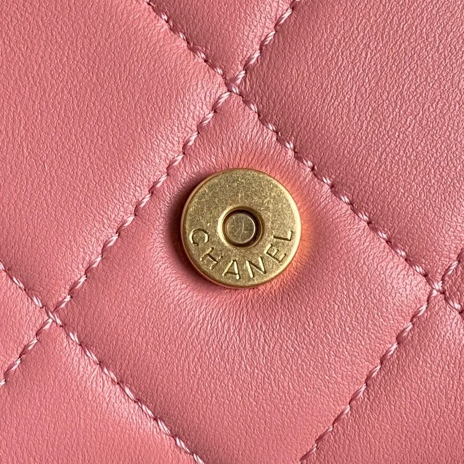 Chanel 25C Maxi Hobo Bag AS5302 Pink