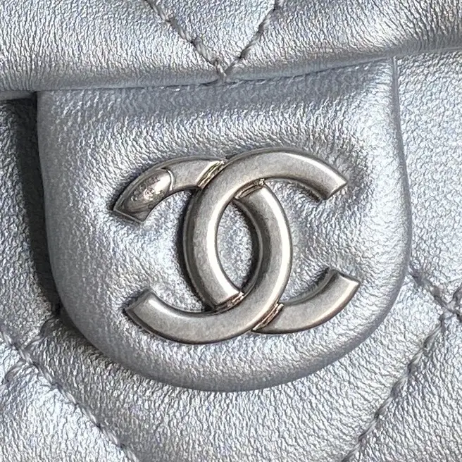 Chanel 25C Maxi Hobo Bag AS5302 Silver