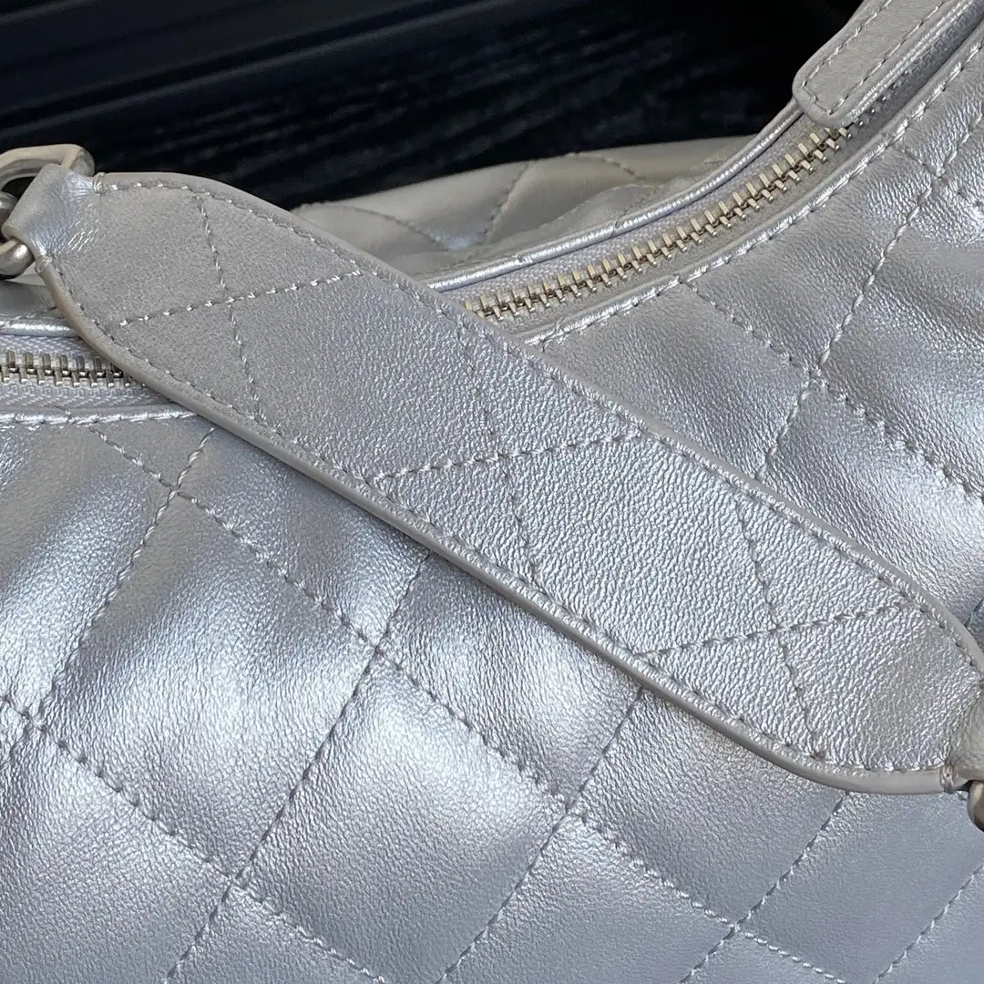 Chanel 25C Maxi Hobo Bag AS5302 Silver