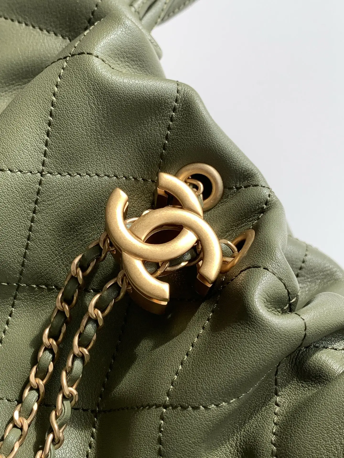 Chanel 26C Hobo Handbag AS5976 Olive Green