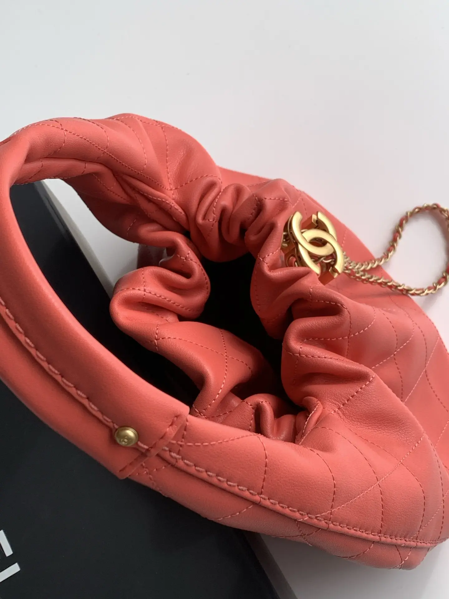 Chanel 26C Hobo Handbag AS5976 Red