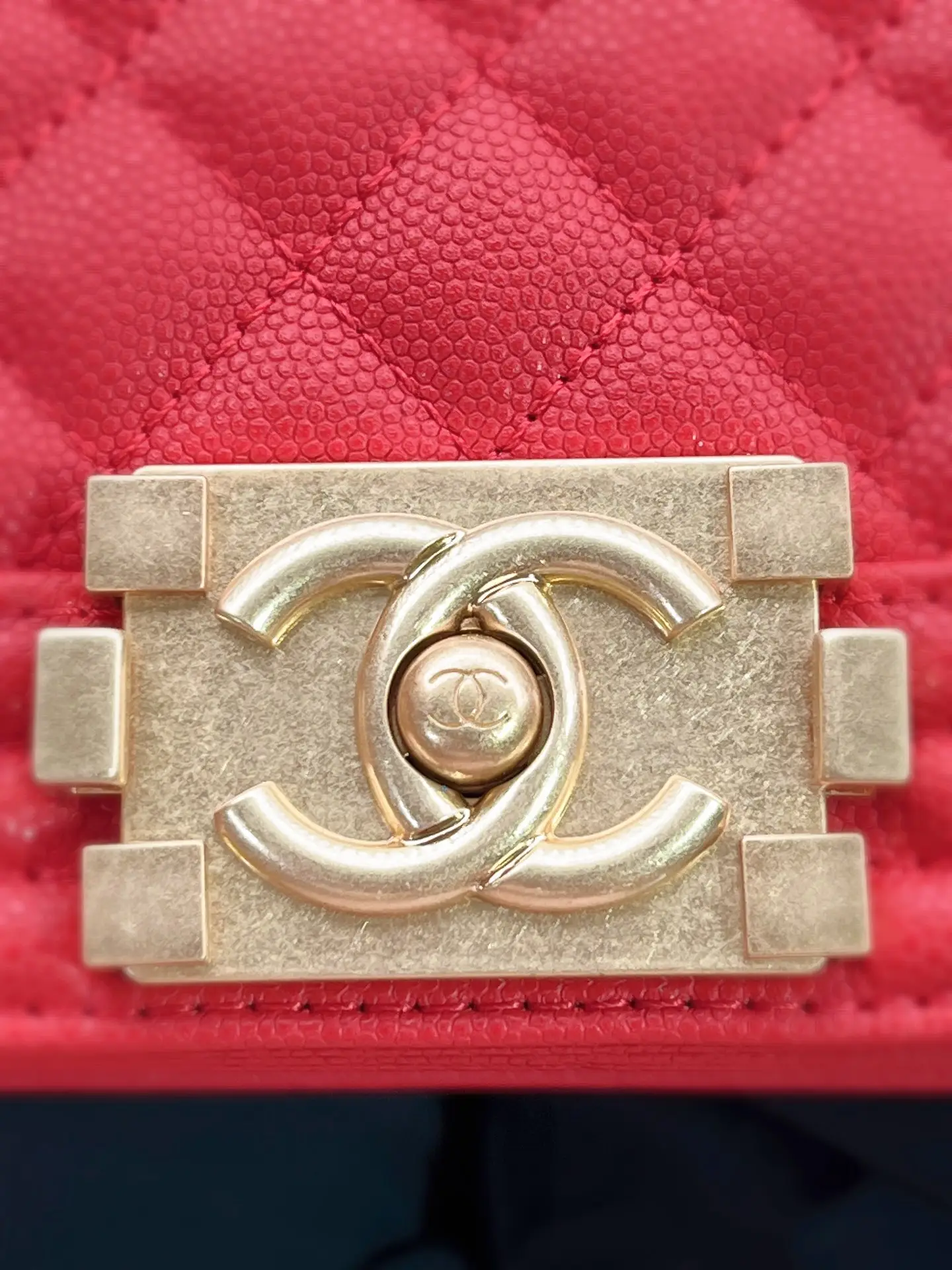 Chanel Boy Handbag A67086 Red