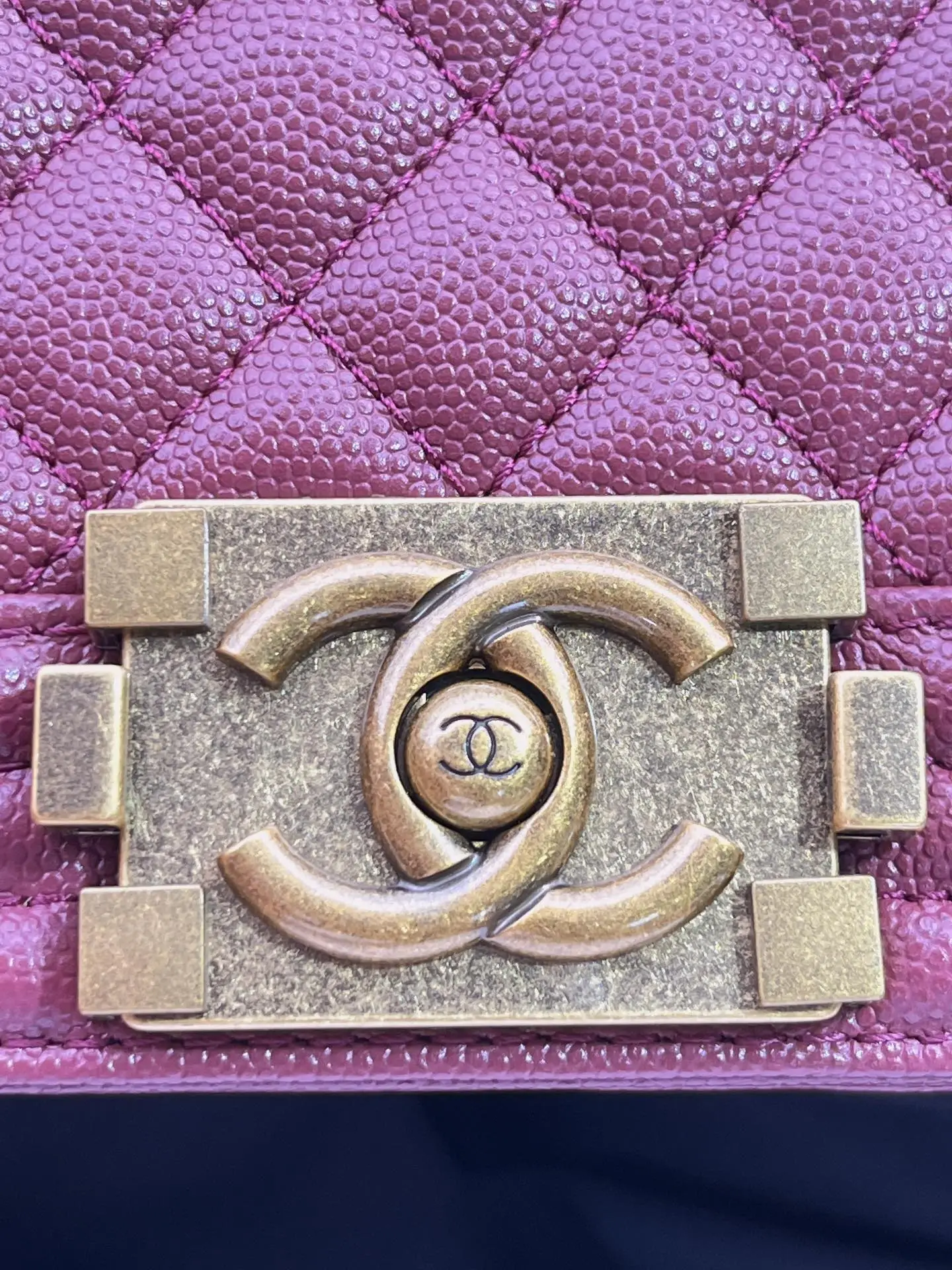 Chanel Boy Handbag A67086 Rose Red