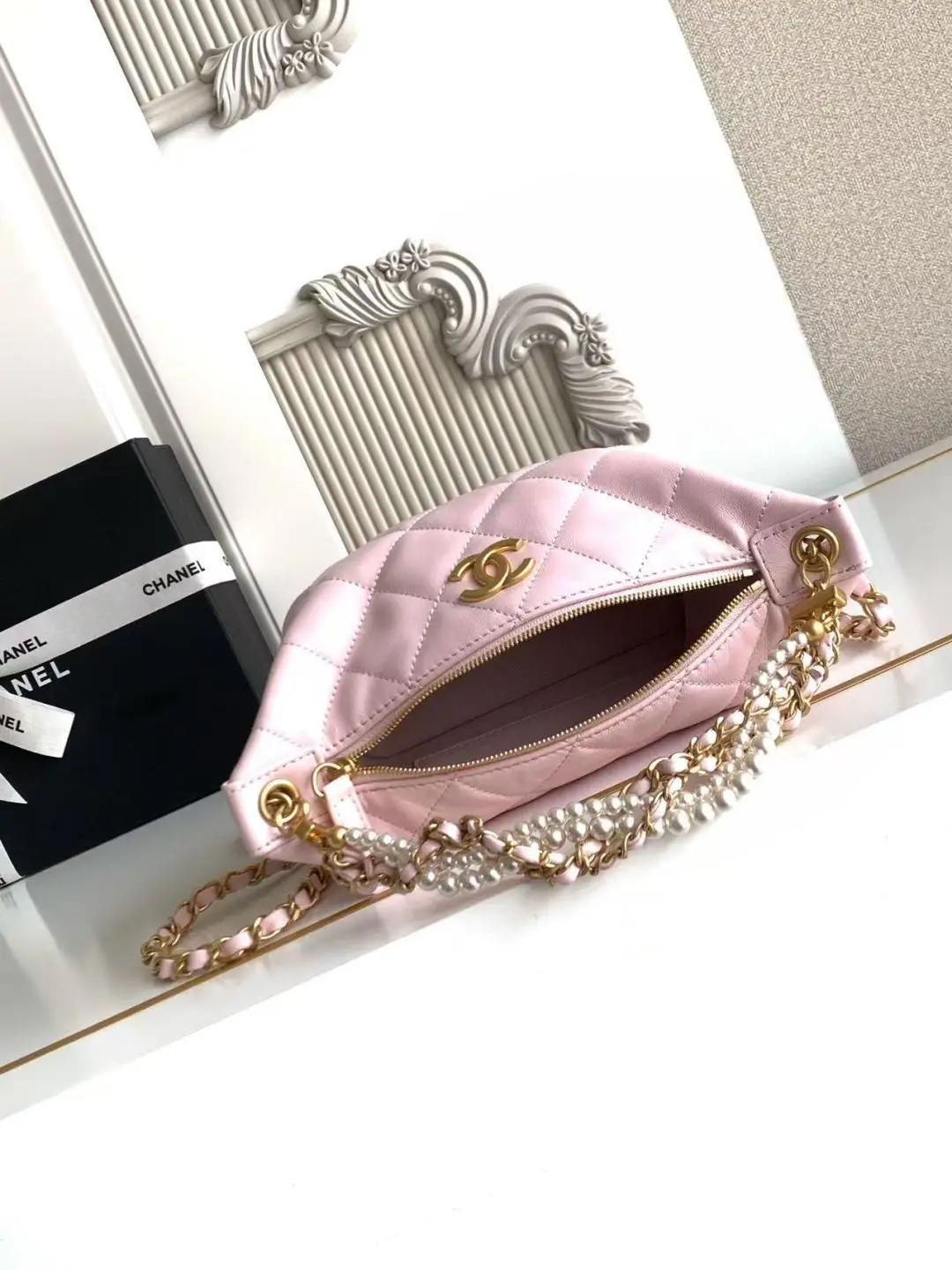 Chanel Pearl Chain Hobo Bag AS5898 Pink