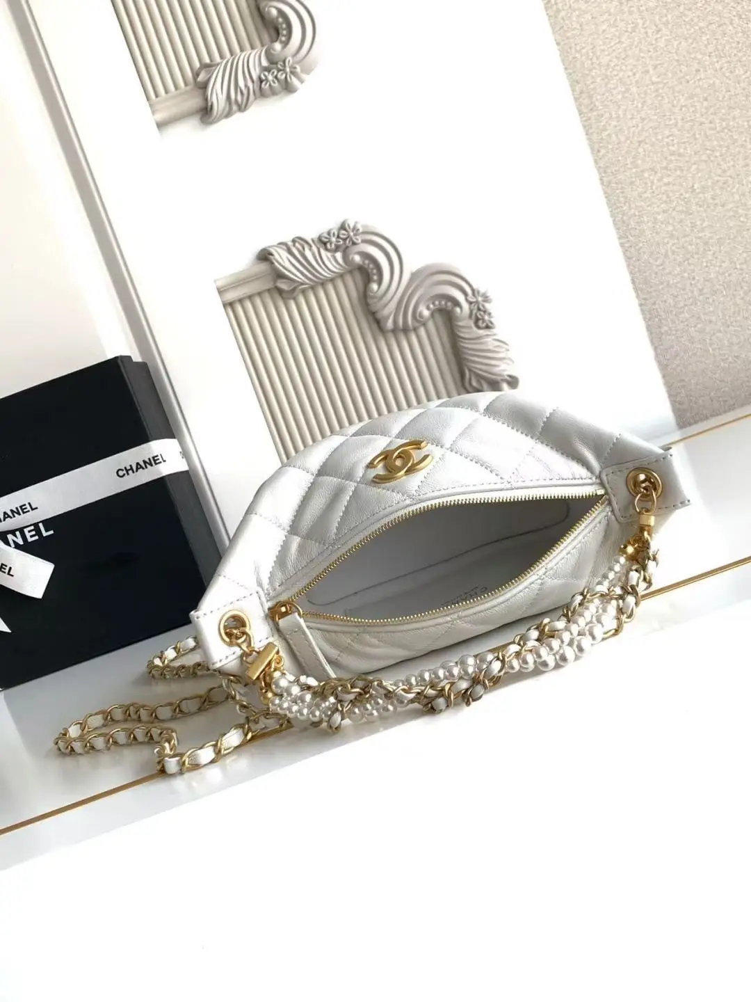 Chanel Pearl Chain Hobo Bag AS5898 White