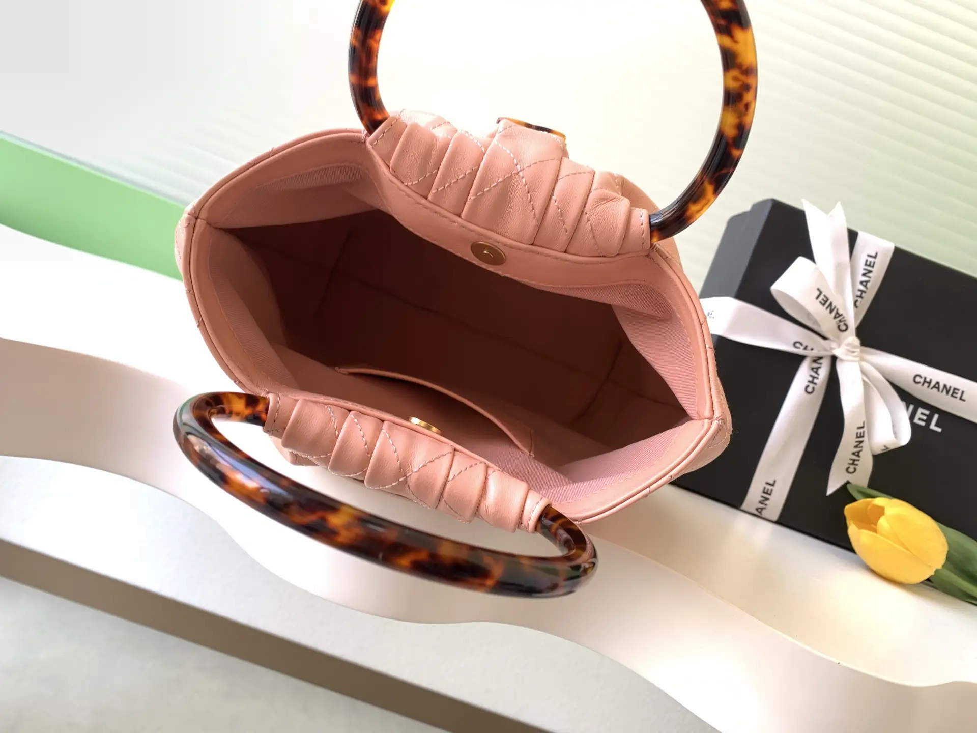 Chanel Tortoiseshell Handle Bag AS6010 Pink