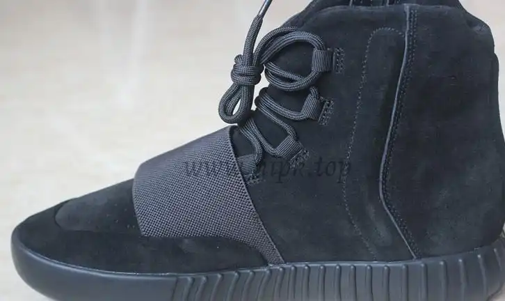 PK God Yeezy 750 Triple Black real suede and shape (real quality)