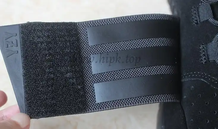 PK God Yeezy 750 Triple Black real suede and shape (real quality)