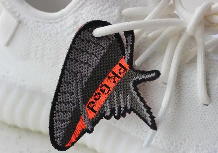 PK GOD YEEZY 350 V2 Cream White WITH REAL PREMEKNIT FROM HUAYIYI WHICH OFFER PRIMEKNIT TO ADIDAS DIRECTLY