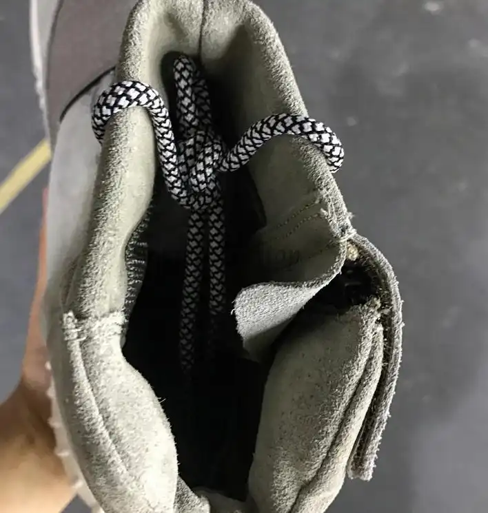 PK God Yeezy 750 OG Grey real suede and shape (real quality)