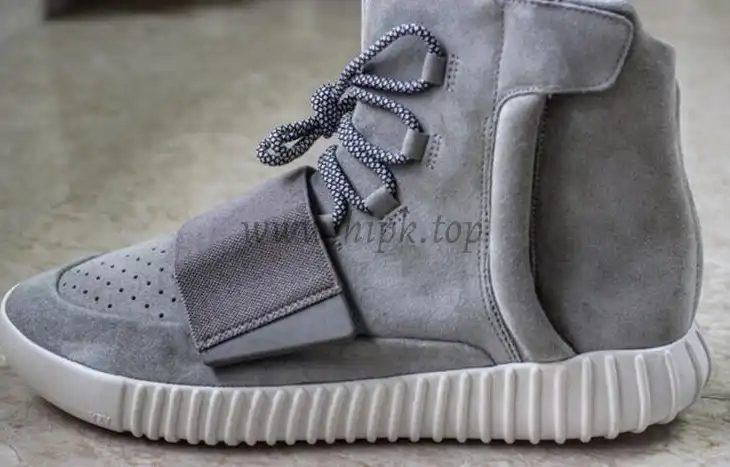 PK God Yeezy 750 OG Grey real suede and shape (real quality)