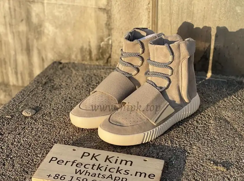 PK God Yeezy 750 OG Grey real suede and shape (real quality)