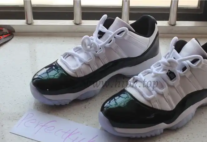 Nike pairs Air Jordan 11 Low “Emerald”