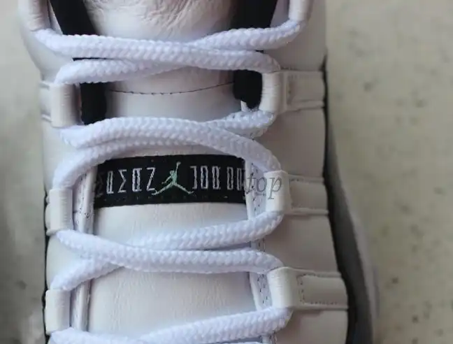 Nike pairs Air Jordan 11 Low “Emerald”