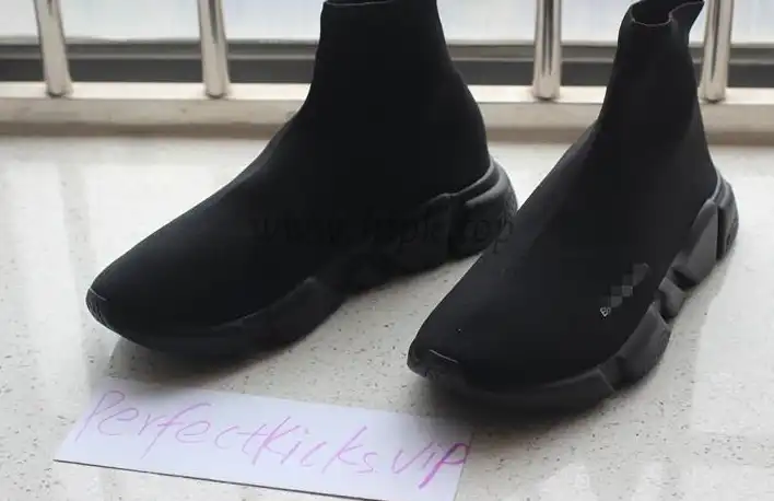 GOD VERSION PARIS SPEED TRAINER Triple black with original materials