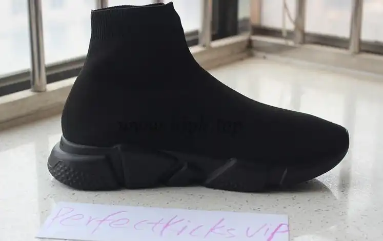 GOD VERSION PARIS SPEED TRAINER Triple black with original materials