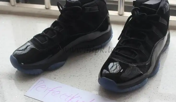 Nike Pairs Air Jordan 11 “Prom Night”