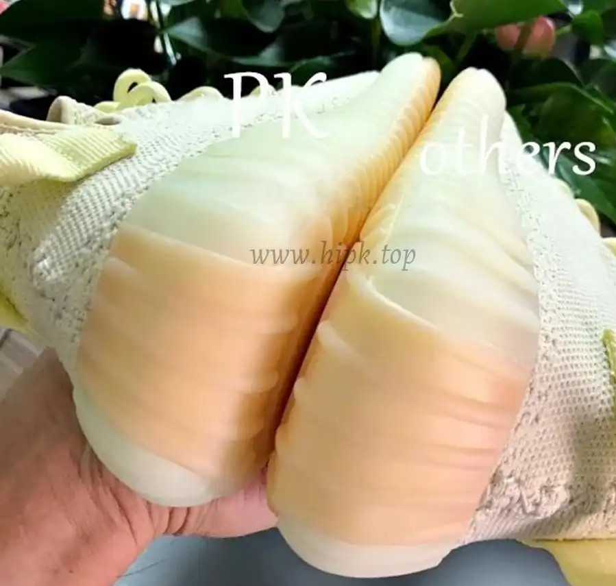 GOD YEEZY 350 V2 Butter WITH REAL PREMEKNIT FROM HUAYIYI WHICH OFFER PRIMEKNIT TO ADIDAS DIRECTLY ready to ship