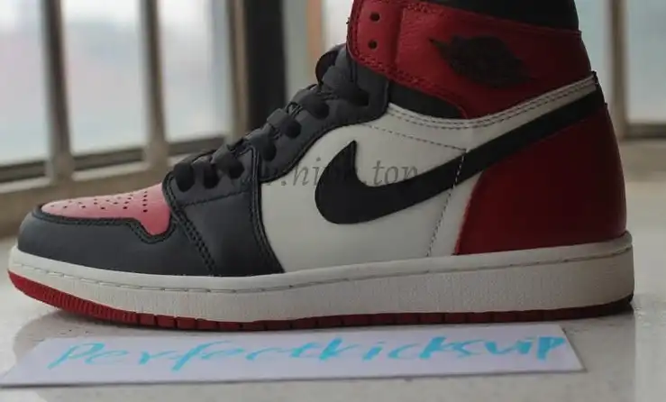 PK GOD AIR JORDAN 1 BRED TOE BEST VERSION THE ONLY CORRECT RETAIL LEATHER IN THE MARKET