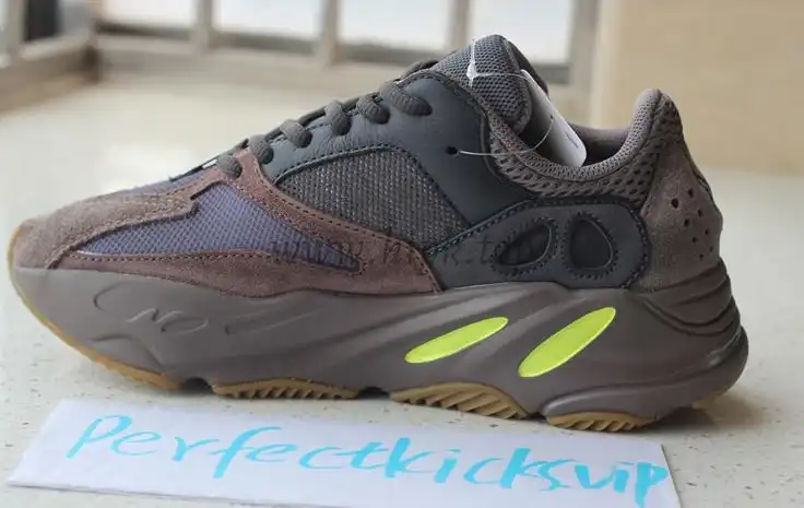 PK GOD YEEZY BOOST 700 MAUVE WITH RETAIL MATERIALS READY