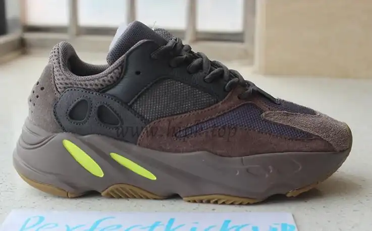 PK GOD YEEZY BOOST 700 MAUVE WITH RETAIL MATERIALS READY