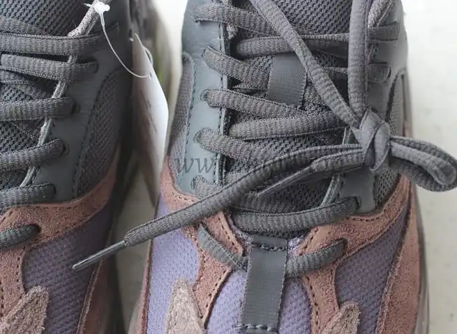 PK GOD YEEZY BOOST 700 MAUVE WITH RETAIL MATERIALS READY