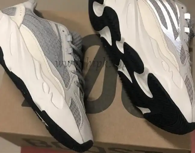 PK God YEEZY BOOST WAVE RUNNER 700 V2 STATIC FULL REFLECTIVE 3M Huayiyi retail version ready to ship