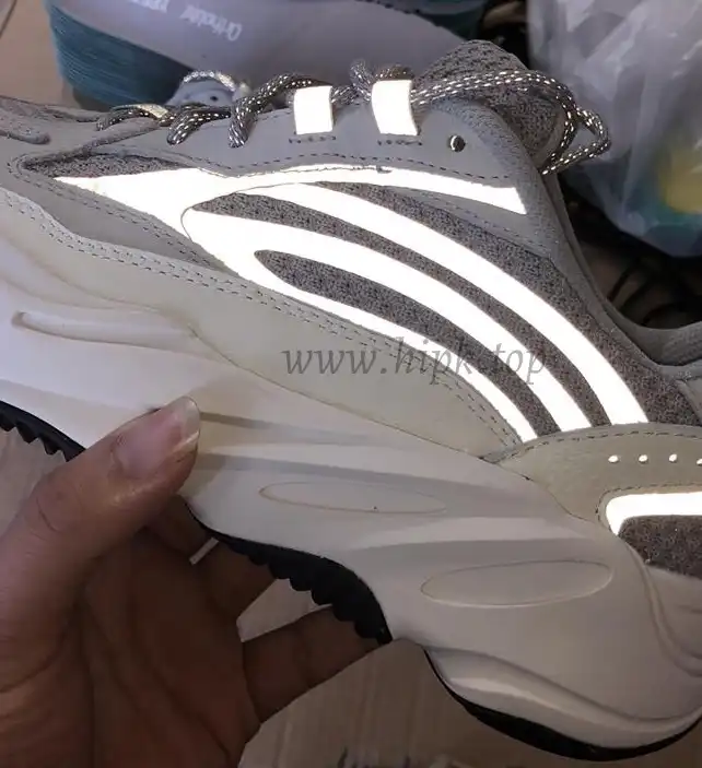 PK God YEEZY BOOST WAVE RUNNER 700 V2 STATIC FULL REFLECTIVE 3M Huayiyi retail version ready to ship