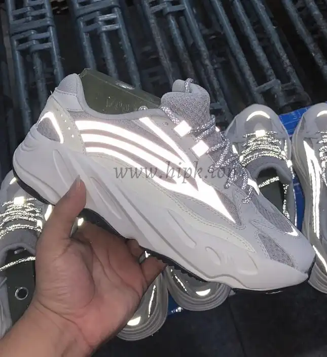 PK God YEEZY BOOST WAVE RUNNER 700 V2 STATIC FULL REFLECTIVE 3M Huayiyi retail version ready to ship