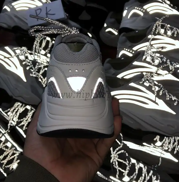 PK God YEEZY BOOST WAVE RUNNER 700 V2 STATIC FULL REFLECTIVE 3M Huayiyi retail version ready to ship