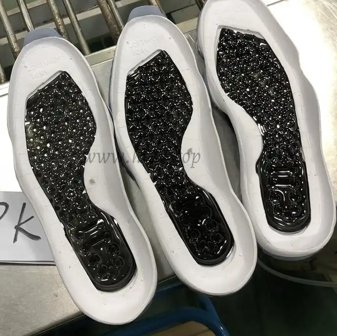 PK God YEEZY BOOST WAVE RUNNER 700 V2 STATIC FULL REFLECTIVE 3M Huayiyi retail version ready to ship