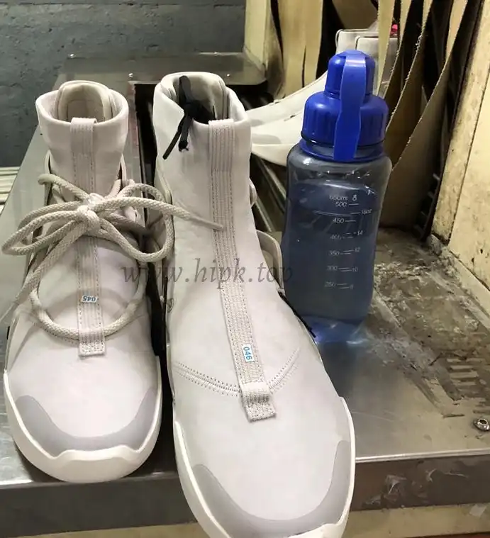 EXCLUSIVE RETAIL PK GOD NIKE AIR FEAR OF GOD 1 LIGHT BONE BLACK AR4237-002 READY TO SHIP