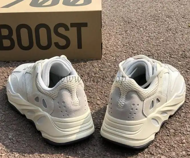 PK GOD Yeezy 700 Boost “ANALOG”retail materials ready to ship