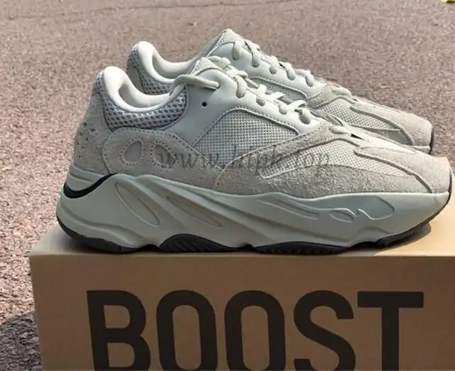 PK GOD Yeezy 700 Boost “SALT”retail materials ready to ship