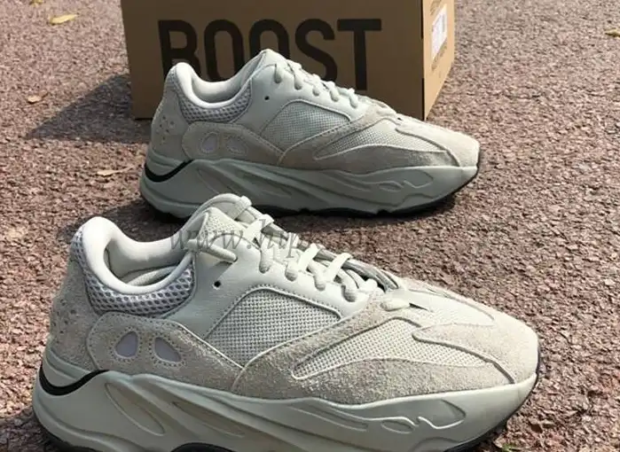 PK GOD Yeezy 700 Boost “SALT”retail materials ready to ship