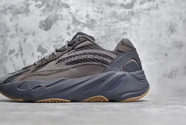 PK GOD Yeezy 700 Boost “Geode ”retail materials ready to ship