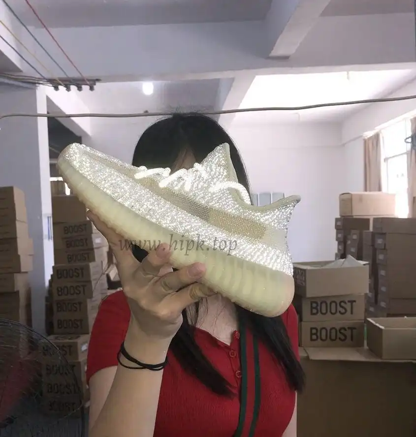 EXCLUSIVE PK GOD YEEZY 350 V2 Lundmark 3M reflective WITH REAL PREMEKNIT FROM HUAYIYI WHICH OFFER PRIMEKNIT TO ADIDAS DIRECTLY READY TO SHIP