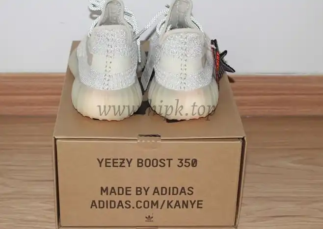 EXCLUSIVE PK GOD YEEZY 350 V2 Lundmark 3M reflective WITH REAL PREMEKNIT FROM HUAYIYI WHICH OFFER PRIMEKNIT TO ADIDAS DIRECTLY READY TO SHIP