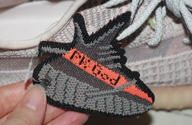 EXCLUSIVE PK GOD YEEZY 350 V2 SYNTH 3M reflective WITH REAL PREMEKNIT FROM HUAYIYI WHICH OFFER PRIMEKNIT TO ADIDAS DIRECTLY READY TO SHIP