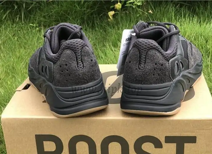 PK GOD YEEZY 700 “Utility Black”FV 5304 RETAIL MATERIALS READY TO SHIP