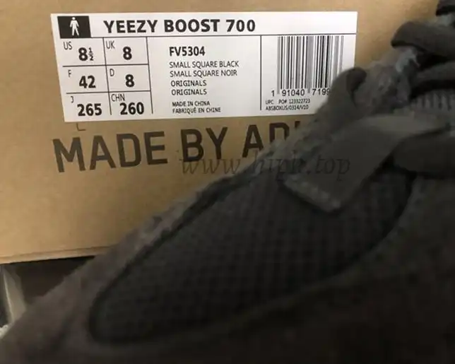 PK GOD YEEZY 700 “Utility Black”FV 5304 RETAIL MATERIALS READY TO SHIP