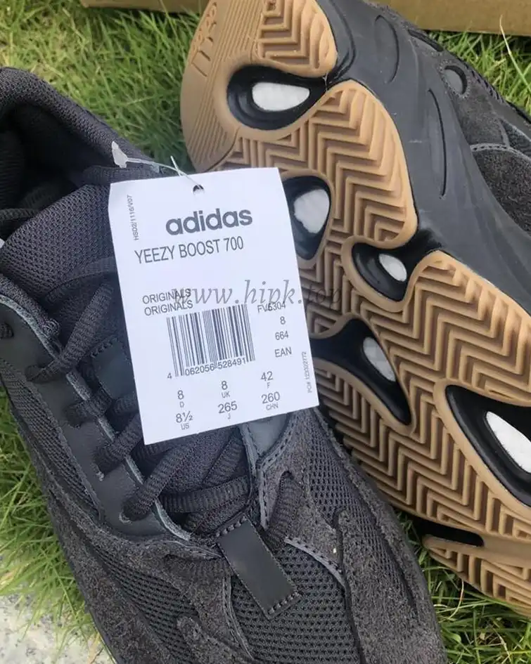 PK GOD YEEZY 700 “Utility Black”FV 5304 RETAIL MATERIALS READY TO SHIP