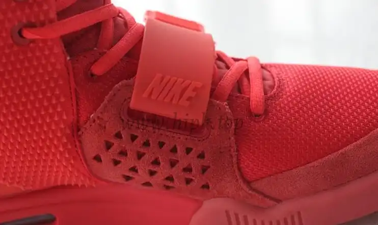 God Air Yeezy 2 Red October Real materials Limited pairs