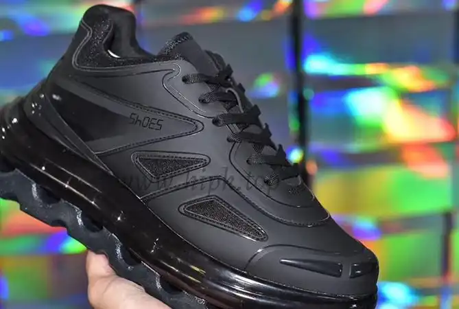 PK God Balen Triple S Designer David Tourniaire launches brand “Shoes 53045”all black retail materials ready to ship